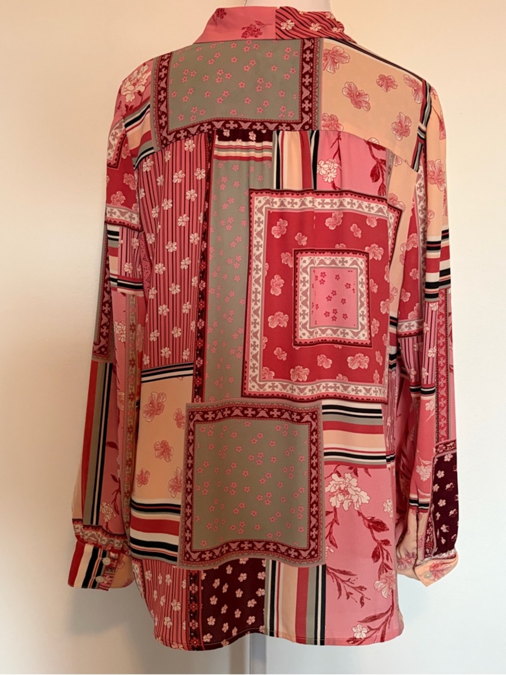 #604 Talbots BoNo Beautiful Pink Floral Patchwork Tie-Neck Blouse - Picture 10 of 12
